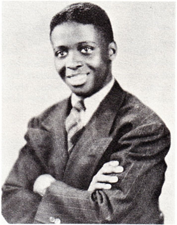  1945. Junior Mance, jeune diplmé de la High School dEvanston © photo X, archives Jazz Hot