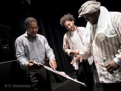 Johnathan Blake avec Ravi Coltrane et David Virelles © Umberto Germinale