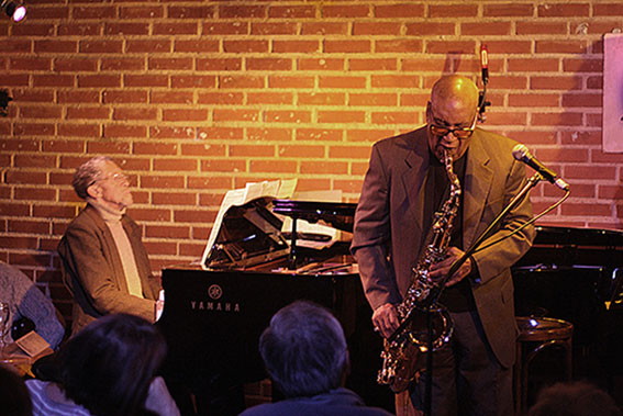 Bobby Few et Hal Singer au Sunset-Sunside, 2 décembre 2010, une rencontre symbolique de l'histoire du jazz  Paris © Jérme Partage
