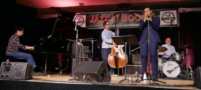Noé Huchard (p), Raphaël Dever (b), Malo Mazurié (tp), David Grebil (dm), Jazz'N Boogie, Tinténiac, 14 juin 2025 © Jérôme Partage Noé Huchard (p), Raphaël Dever (b), Malo Mazurié (tp), David Grebil (dm), Jazz'N Boogie, Tinténiac, 14 juin 2025 © Jérôme Partage