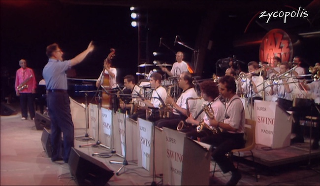 Gérard Badini Super Swing Machine avec Benny Carter en 1994  Antibes-Juan les Pins, image extraite de YouTube