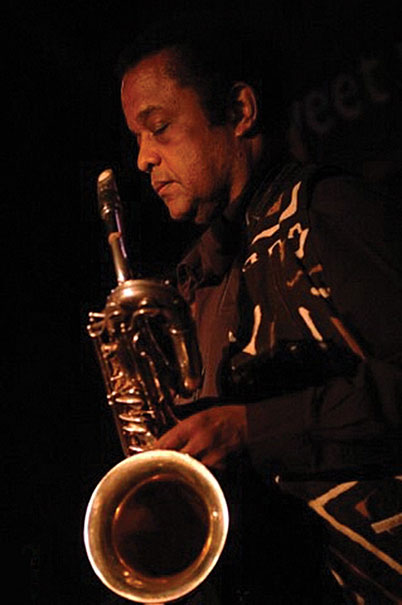 Howard Johnson au saxopghone baryton © photo X by courtesy of www.hojotuba.com