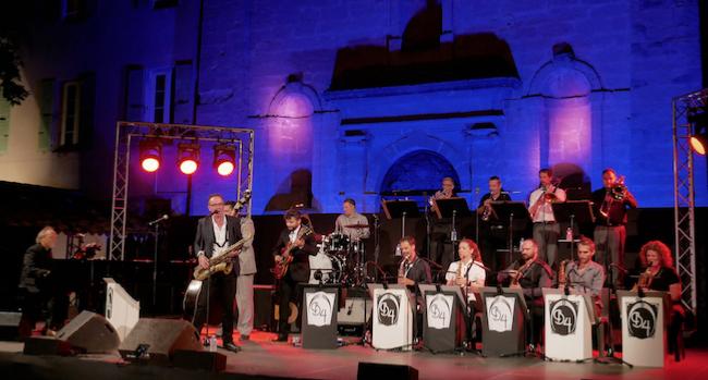 Barcelona Big Blues Band, Festival de Big Bands de Pertuis, 8 août 2025 © Jérôme Partage Barcelona Big Blues Band, Festival de Big Bands de Pertuis, 8 août 2025 © Jérôme Partage