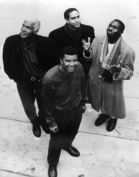 De gauche à droite: Don Alias, Jack DeJohnette, Michael Cain,Jerome Harris, 1997 © Deborah Feingold, Collection Jerome Harris by courtesy