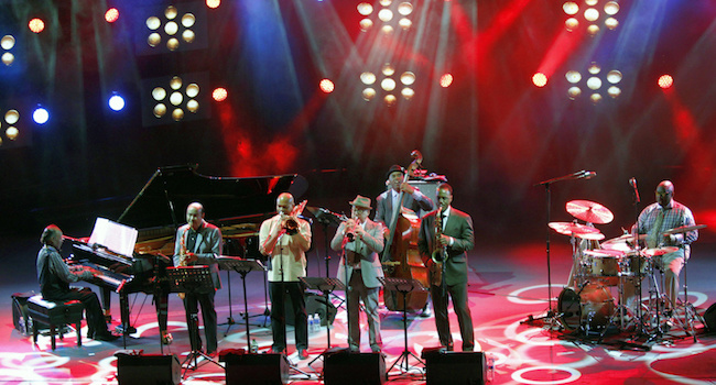 Benny Golson & The Messenger Legacy: Johnny ONeal (p), Benny Golson (ts), Robin Eubanks (tb), Bryan Lynch (tp), Essiet Okon Essiet (b), Craig Handy (ts) & Ralph Peterson, Jr. (dm,lead), Jazz  Vienne, 9 juillet 2015 © Pascal Kober