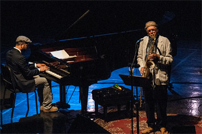 Jason Morane and Charles Lloyd © photo Dennis Alix by courtesy of FIJM