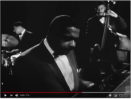 Jimmy Cobb, Wynton Kelly, Paul Chambers accompagnent John Coltrane, Dsseldorf, 28 mars 1960 - Source YouTube
