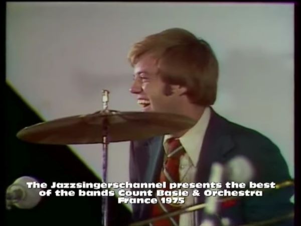 Butch Miles avec le Count Basie Orchestra, France, octobre 1975, image extraite de YouTube 
