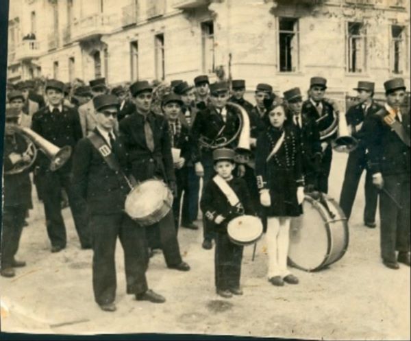 Lolo Bellonzi au Carnaval de Nice de 1948, documentaire Tambour battant (Gérard Teillay, 2004), image extraite de YouTube