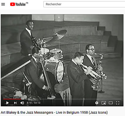 Les Jazz Messengers d'Art Blakey, Jymie Merritt, Lee Morgan, Benny Golson (avec Bobby Timmons, non visible), Bruxelles, Belgique, 1958 (Vidéo-Jazz Icons)